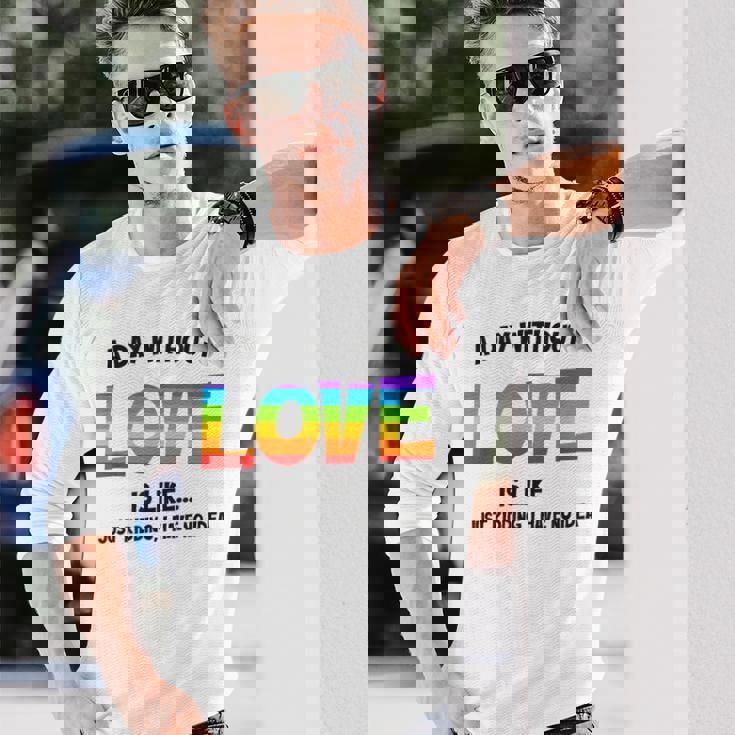 Celebrating Love Lgbtq ゲイプライドグッズ レズビアンレインボー 長袖Tシャツ 彼への贈り物