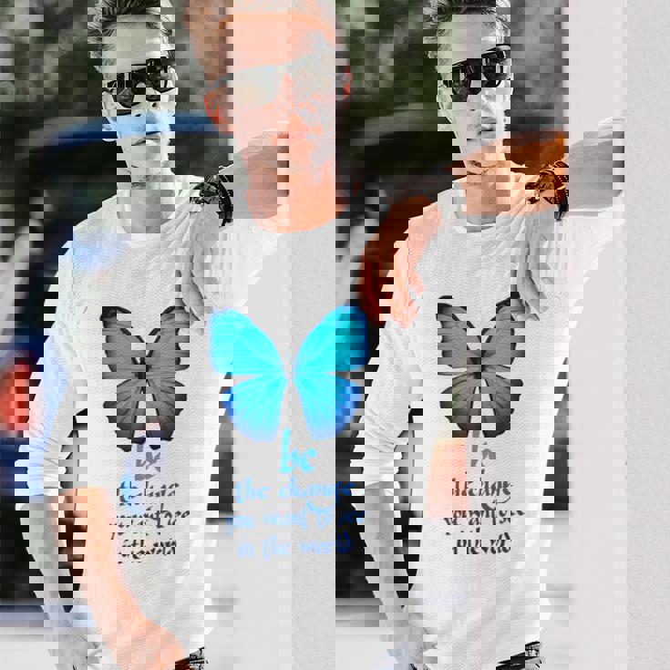 Be The Change 蝶 長袖Tシャツ 彼への贈り物