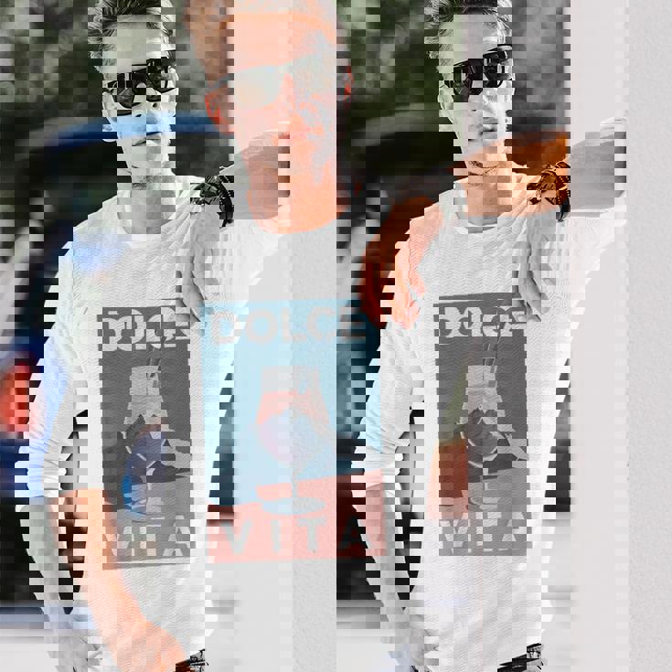 Dolceita Aesthetic Painting Italia Mountains Hikingpritz 長袖Tシャツ 彼への贈り物