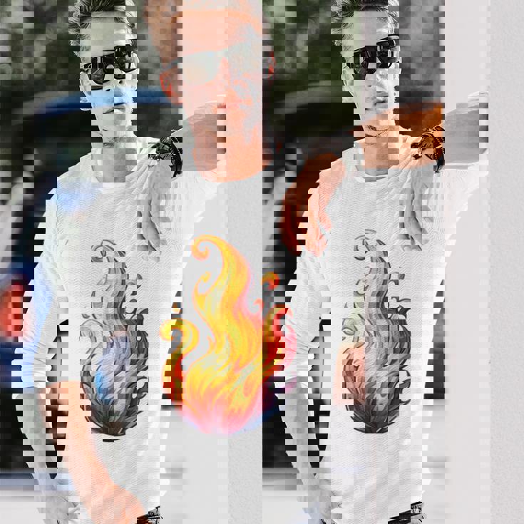 Fire Element Flameのグラフィックアート。あらゆる年齢の方に。 長袖Tシャツ 彼への贈り物