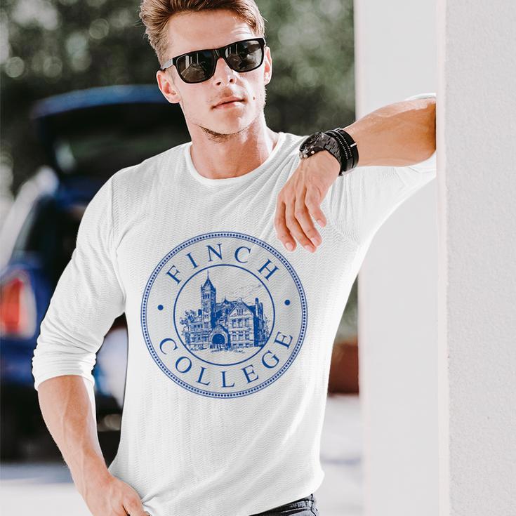 L'été Où Jeuis Devenue Jolie Finch College T-shirt à manches longues Cadeaux pour lui