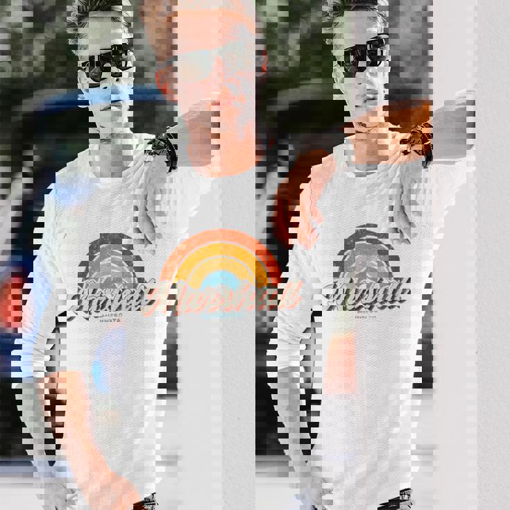 Marshall Minnesota Mnヴィンテージレインボーレトロ70年代 長袖Tシャツ 彼への贈り物