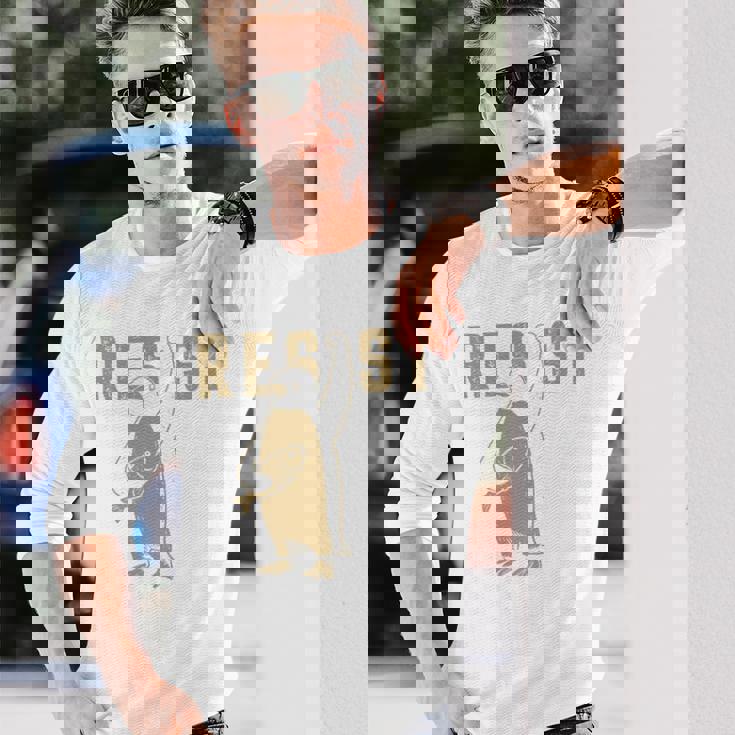 Resist Penguins Activism グラフィック Wetand With Penguins 長袖tシャツ 長袖Tシャツ 彼への贈り物