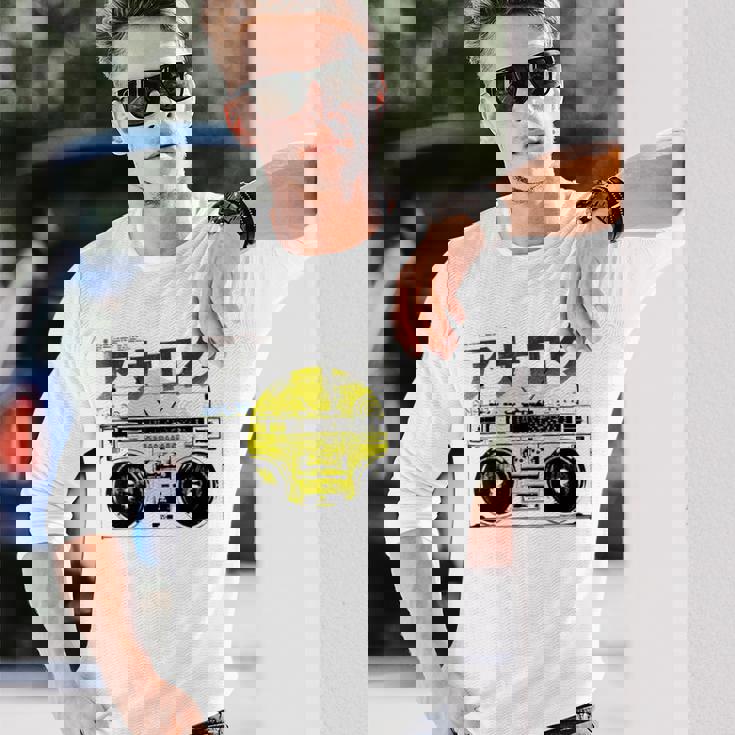 Retro 80S 日本製ヴェイパーウェーブ ヒップホップ ラップ アナログブームボックス 長袖Tシャツ 彼への贈り物