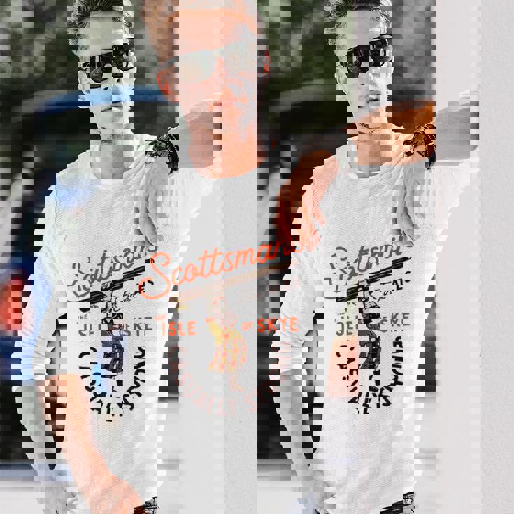 Scottsman's Isle Ofkyecotland Fine Ales 長袖Tシャツ 彼への贈り物