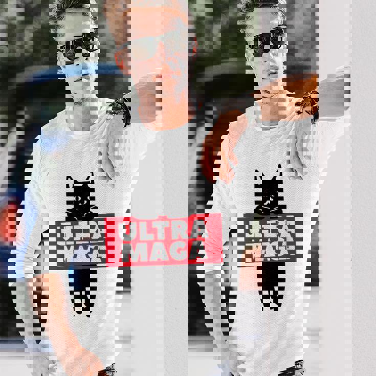 Ultra Maga Cat 長袖Tシャツ 彼への贈り物