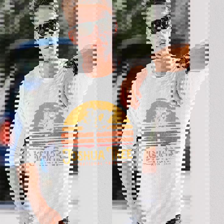 Vintage Joshua Tree National Park Retro 長袖Tシャツ 彼への贈り物