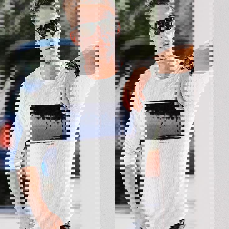 「犬神家の一族」逆さ足ショット 長袖Tシャツ 彼への贈り物