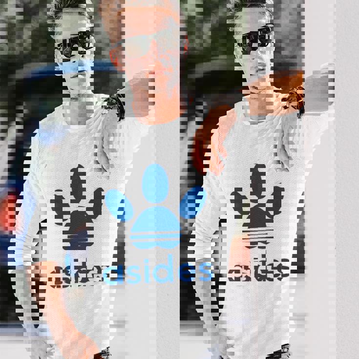 【バックプリント・背中側】Asides アシデス 足です。肉球です。【変なtシャツ屋】スポーツ ブランド パロディ 面白 長袖Tシャツ 彼への贈り物