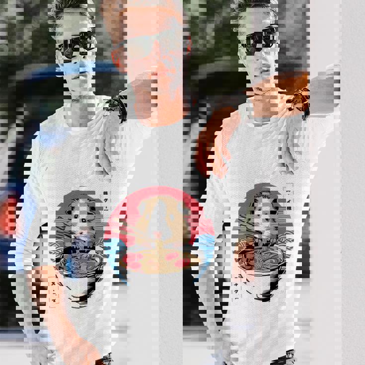 アニメ モルモット 漫画 カワイイ ねこ 日本のラーメン モルモット 長袖tシャツ 長袖Tシャツ 彼への贈り物