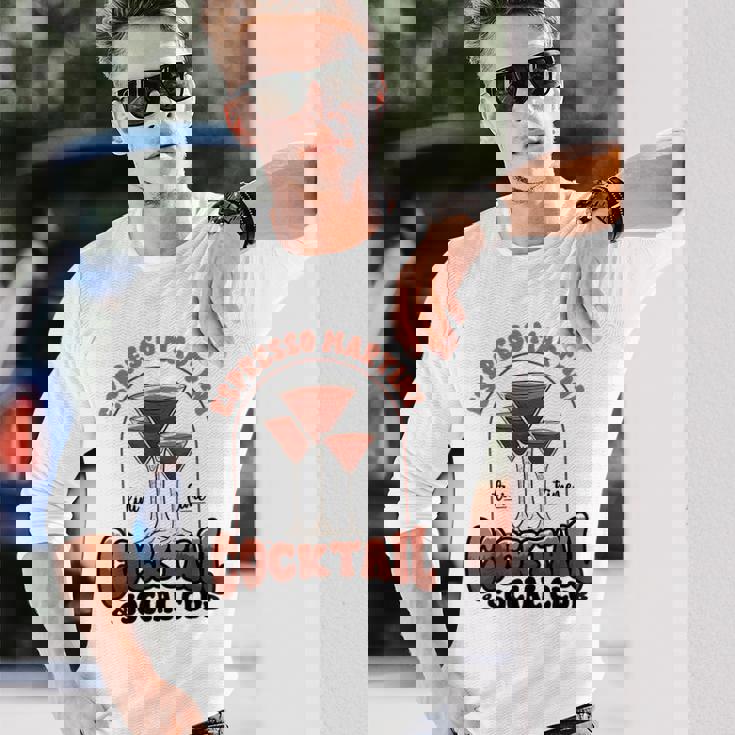 エスプレッソ・マティーニ・ソーシャル・クラブ・ウォッカ・コーヒー・ラバー・カクテル 長袖Tシャツ 彼への贈り物