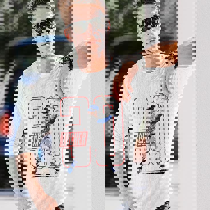 カイル・タッカー 長袖Tシャツ 彼への贈り物