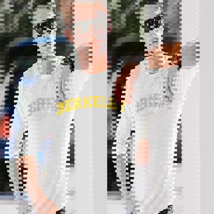 カリフォルニア州バークレー 長袖Tシャツ 彼への贈り物