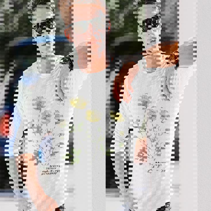 キンポウゲ 花柄 ボタニカルtシャツ ヴィンテージ 自然 野花 アート 長袖Tシャツ 彼への贈り物