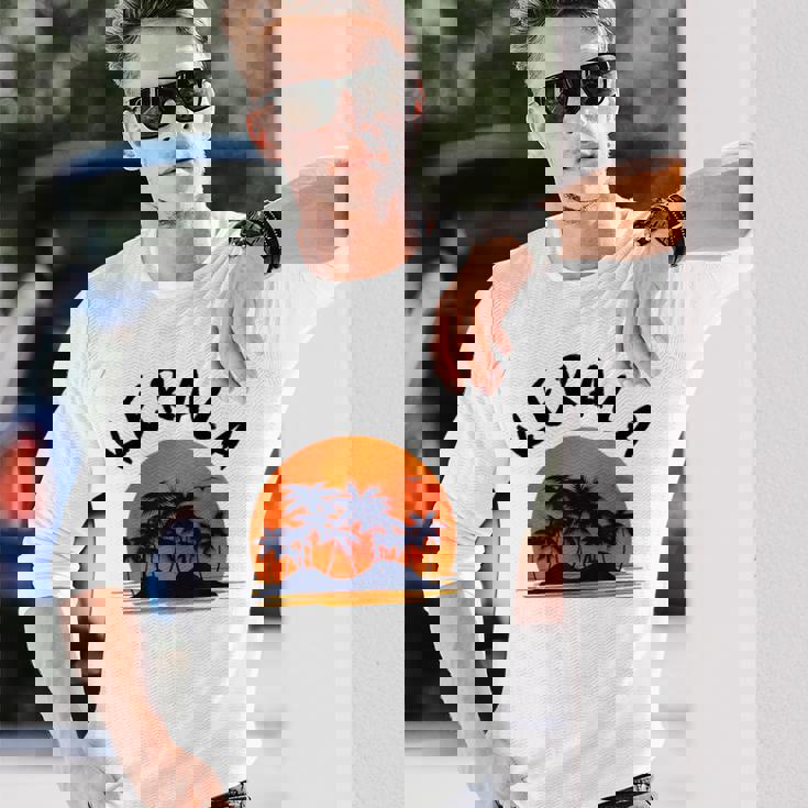 ケララ インド 長袖Tシャツ 彼への贈り物