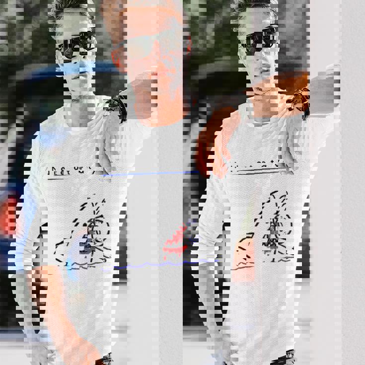 サメのことわざ ブラックユーモア Nice To Eat Yo 長袖Tシャツ 彼への贈り物