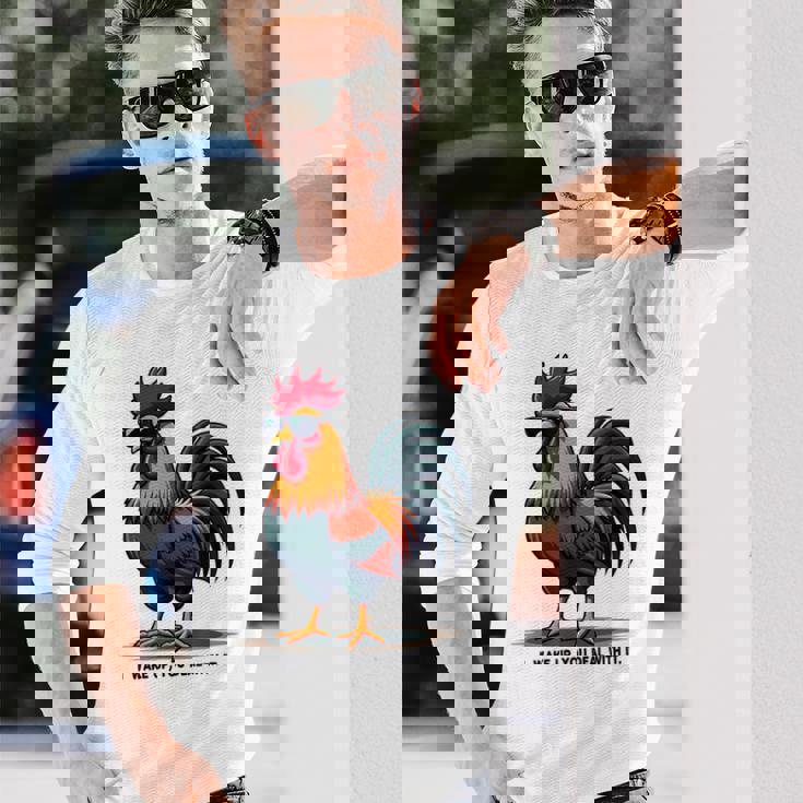 サングラスをかけた姿勢のクールな雄鶏。 長袖Tシャツ 彼への贈り物
