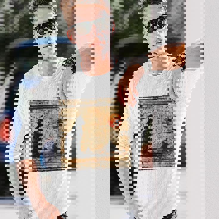 サンセット ピラミッド パピルス スクロール 砂漠 エジプトアート 猫 長袖tシャツ 長袖Tシャツ 彼への贈り物