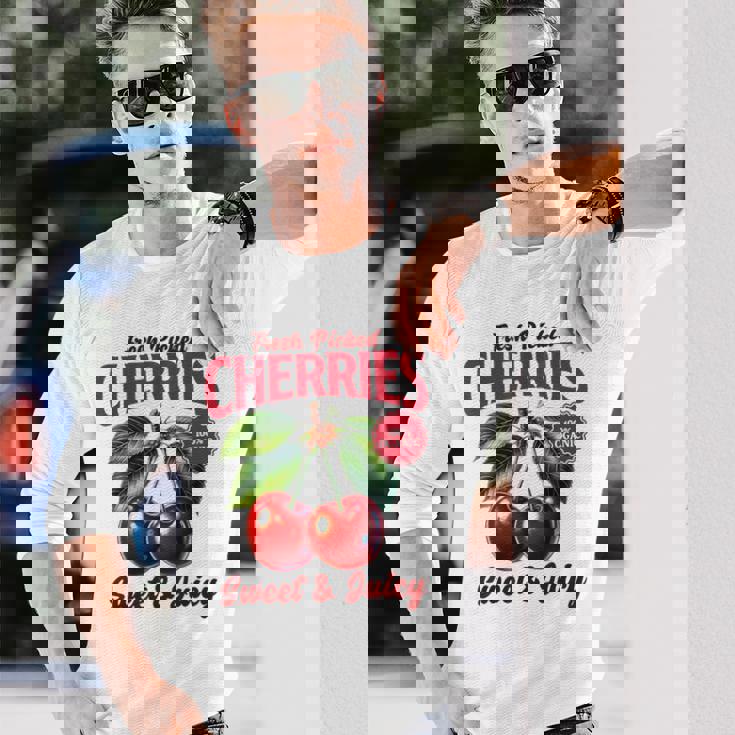 チェリーファーマーズマーケット フレッシュピックチェリー チェリー好き 長袖Tシャツ 彼への贈り物