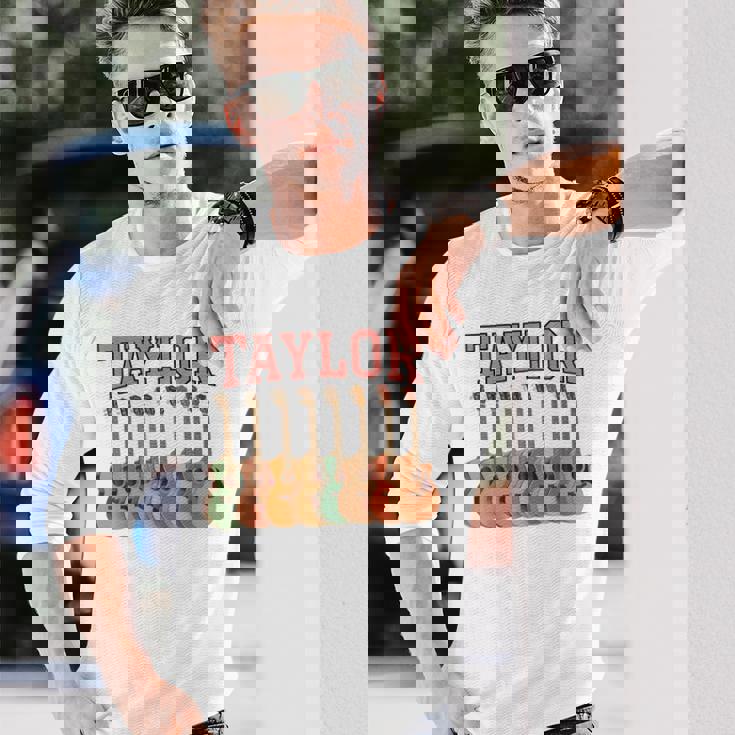 テイラー・ギター・カレッジ 長袖Tシャツ 彼への贈り物