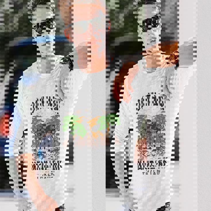 ドイインタノン国立公園タイ 長袖Tシャツ 彼への贈り物