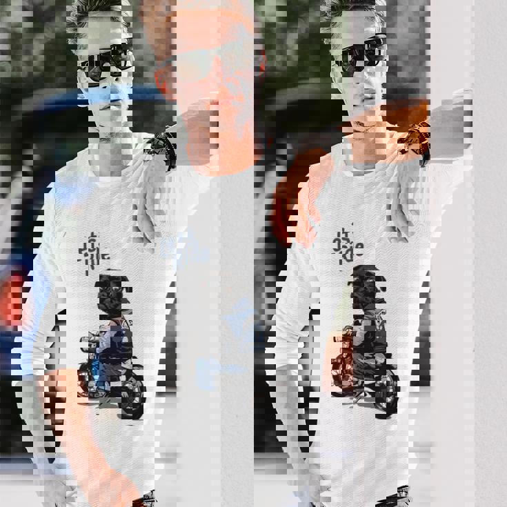 バイクに乗る面白いパグ犬レッツライド 長袖Tシャツ 彼への贈り物