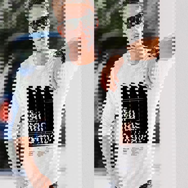 バウハウスアーカイブ – モダニストベルリンデザイン 長袖Tシャツ 彼への贈り物