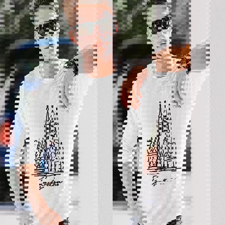 バルセロナ サグラダ ファミリア スペイン お土産 長袖Tシャツ 彼への贈り物