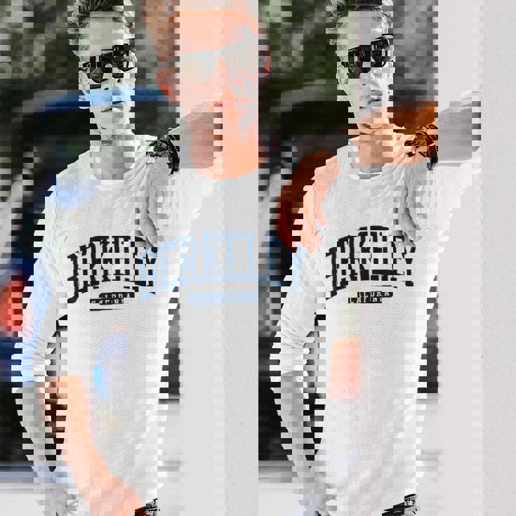 バークレーカリフォルニアカリフォルニアカレッジユニバーシティスタイル ネイビー 長袖Tシャツ 彼への贈り物