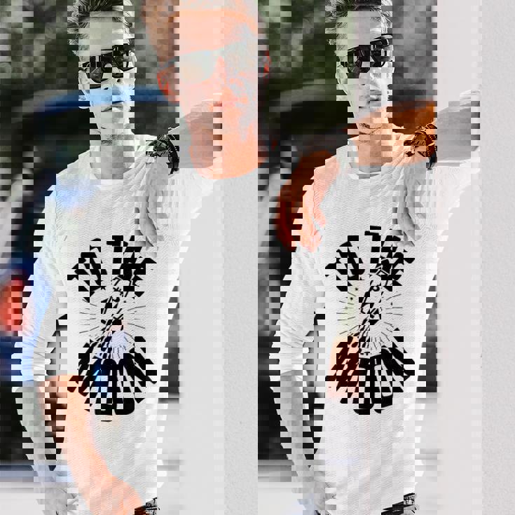 ビットコインから月へ、ビットコイン100k、ビットコイン暗号。 長袖Tシャツ 彼への贈り物