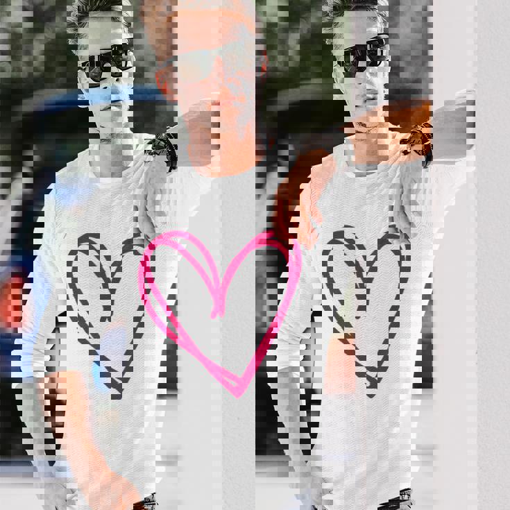 ホットピンクハート 長袖Tシャツ 彼への贈り物