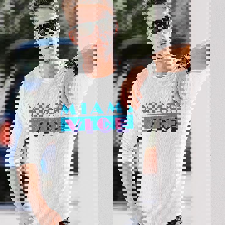 マイアミバイスのロゴ 長袖Tシャツ 彼への贈り物