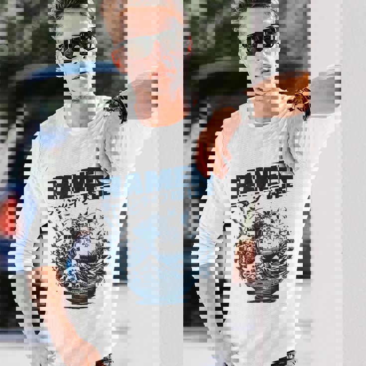 ラーメンは人生、マンガアニメオタクジャパンかわいいラーメン 長袖Tシャツ 彼への贈り物