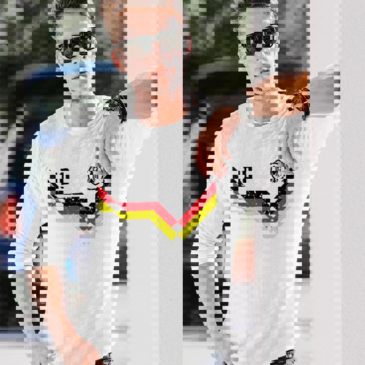 レトロなドイツシャツサッカージャージードイツ 長袖Tシャツ 彼への贈り物