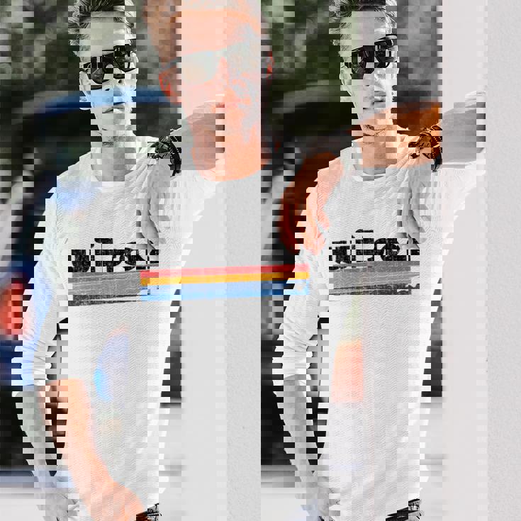 ヴィンテージ 80年代スタイル ウィルソン、ノースカロライナ州 長袖Tシャツ 彼への贈り物