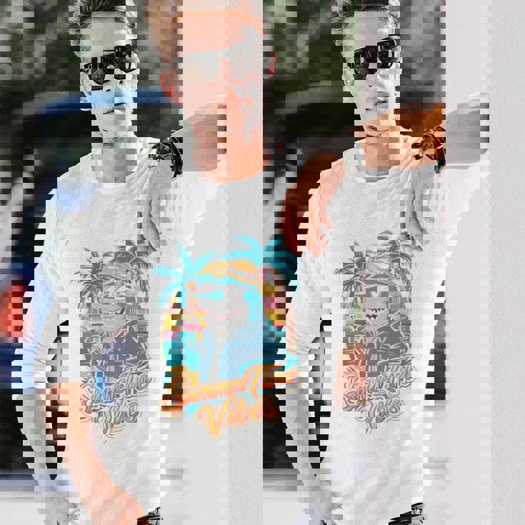 夏休み サメ ビーチ トロピカル サンセット ヤシの木 長袖tシャツ 長袖Tシャツ 彼への贈り物