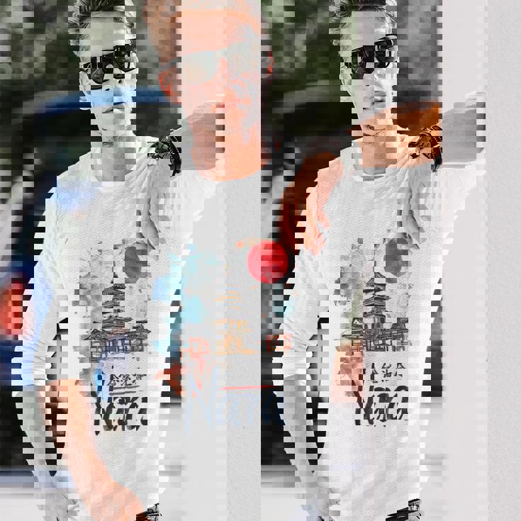 奈良 日本 市街地 旅行 お土産 和 水彩 行楽 長袖Tシャツ 彼への贈り物