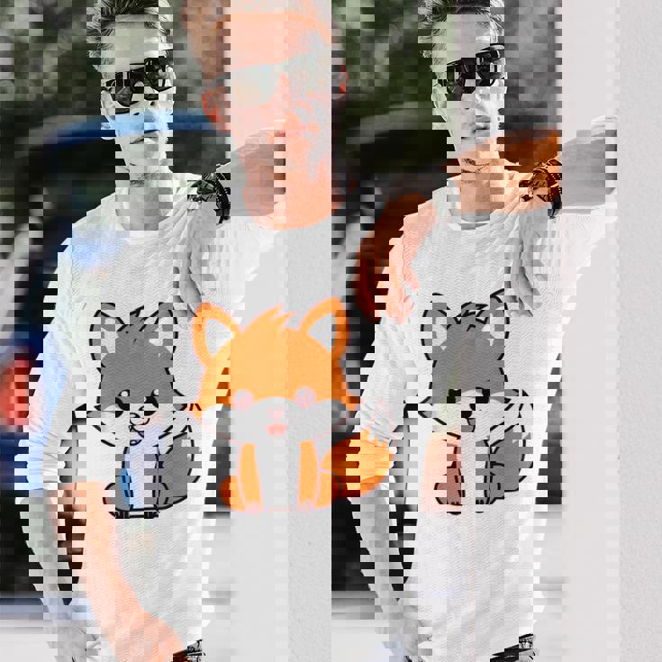 森のかわいい面白いキツネの子動物は小さなキツネが大好きです 長袖Tシャツ 彼への贈り物