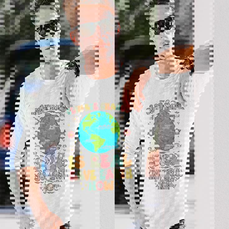 気候変動は本当の地球を救う地球の日 長袖Tシャツ 彼への贈り物