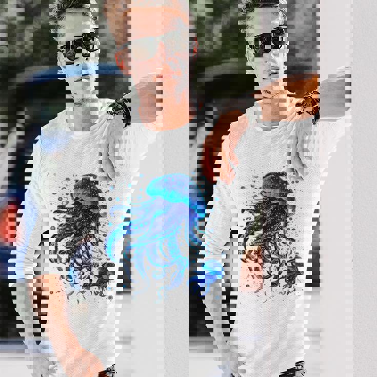 生物発光と水中世界クラゲ 長袖Tシャツ 彼への贈り物