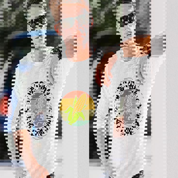 私はトウモロコシを食べます 長袖Tシャツ 彼への贈り物