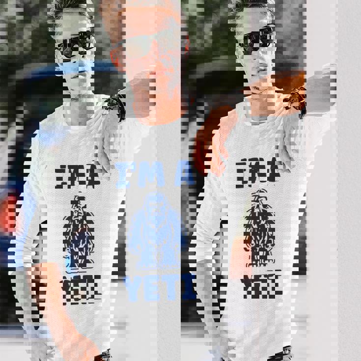 野獣のイエティ 忌まわしい雪だるまのユーモア 私はイエティが大好き I'm A Yeti 長袖Tシャツ 彼への贈り物