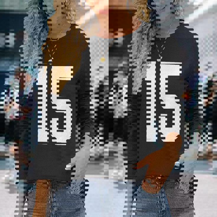 15番のカレッジスポーツスタイル。ホワイト。 長袖Tシャツ 彼女への贈り物