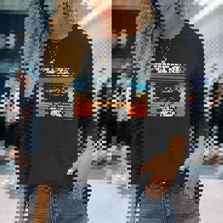 1953 年生まれのキャンピングカー バースデーキャラバン 長袖Tシャツ 彼女への贈り物