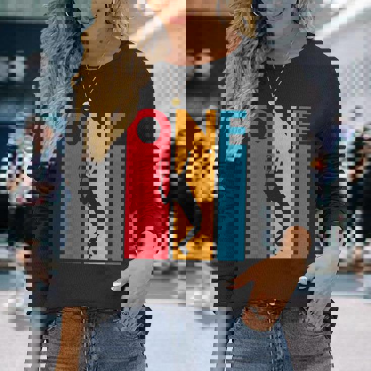 1歳の誕生日ギフト ヴィンテージ テニス 誕生日 1歳 長袖Tシャツ 彼女への贈り物