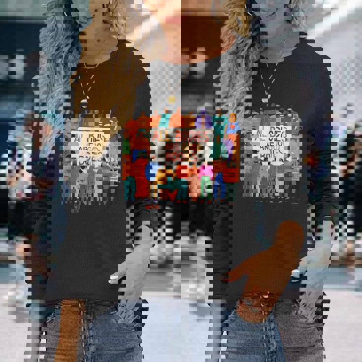 All Bodies Are Good Bodies – Body Positive – Italyデザイン 長袖Tシャツ 彼女への贈り物