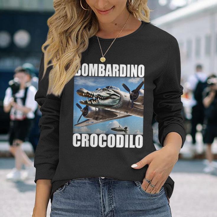 Bombardino Crocodilo イタリアンブレインロットミーム 長袖Tシャツ 彼女への贈り物