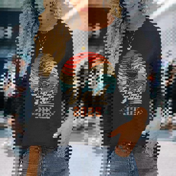 Dad 2025 歳 新しい父親 赤ちゃん発表 父性 長袖Tシャツ 彼女への贈り物