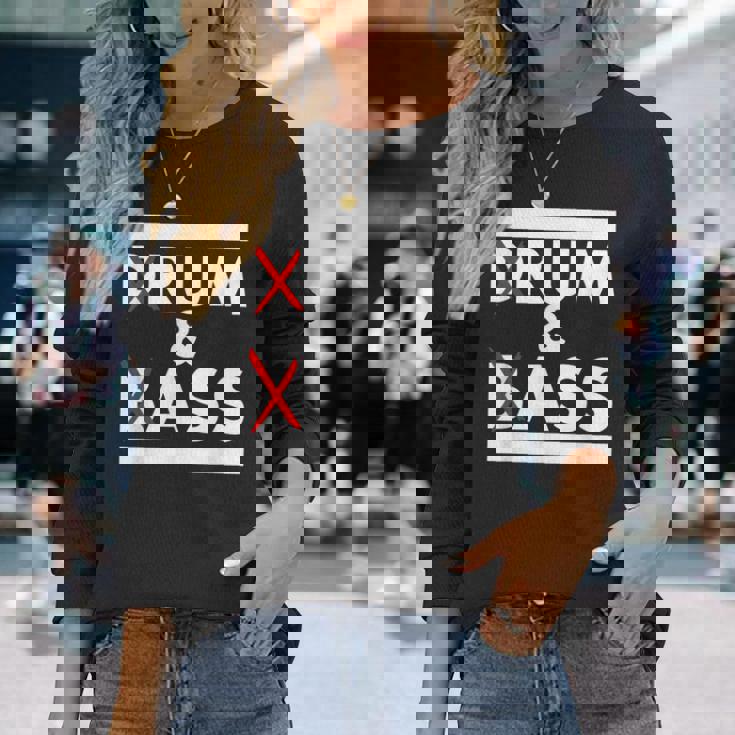 Drum And Bass Rum And Ass 長袖Tシャツ 彼女への贈り物