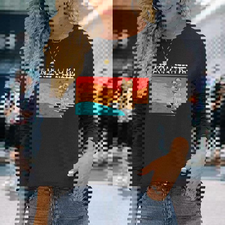 Take A Hike ケアンテリア グラフィック ハイキング 長袖Tシャツ 彼女への贈り物